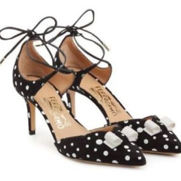Salvatore Ferragamo Shoes - Ferragamo Carolyn lace up pump
